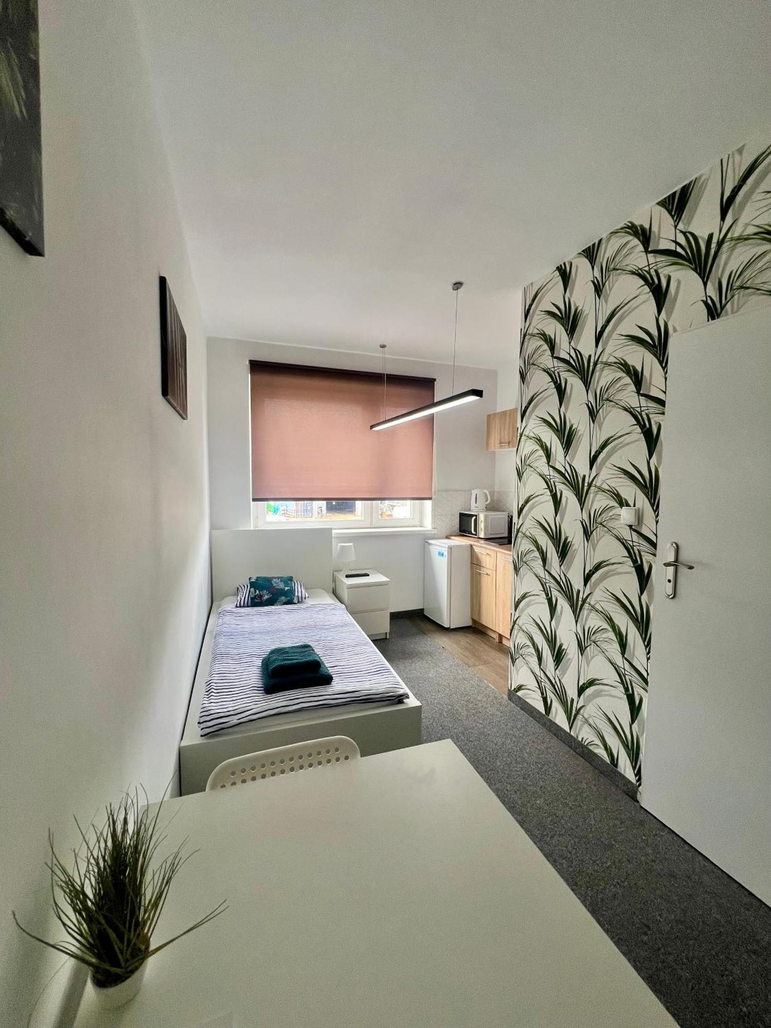 Astra Katowice - Aparthotel Extérieur photo